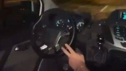 aracini-yan-koltuktan-kullandi-yX2zKePu.jpg
