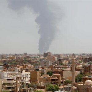 hayvan yemiyle hayatta kalmaya calisiyorlar aclik ve insani kriz derinlesiyor gH2WPw4S