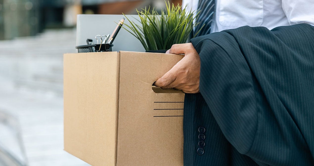 hatayi fark etti isine son verildi TguNZL8w