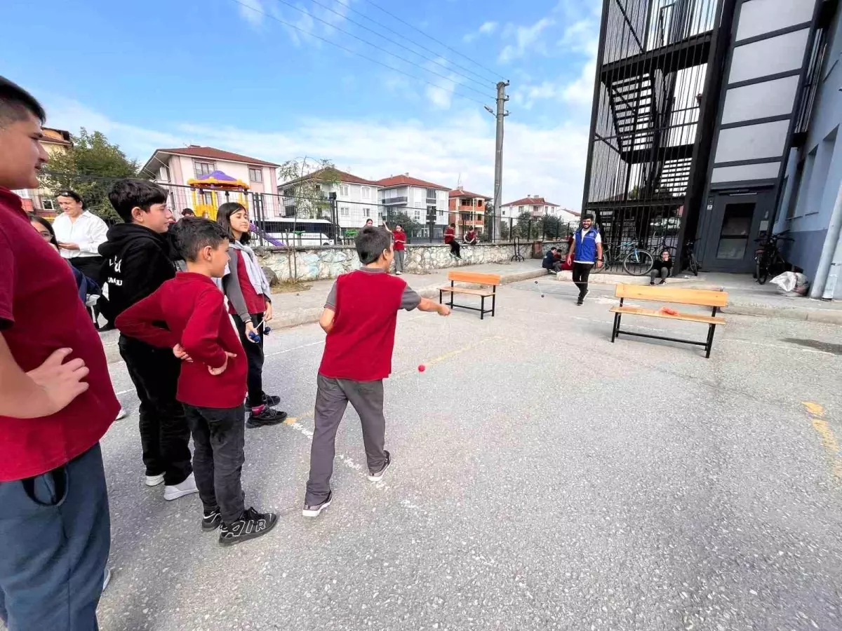 duzcede merkezin seninle guzel etkinlikleri devam ediyor iYCdLuCK