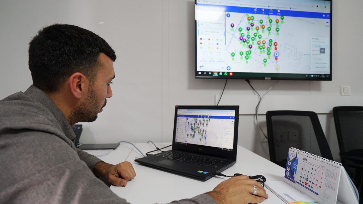 meramda akilli atik toplama sistemi ile cevre temizligi yeni bir boyut kazandi OjRICV2S