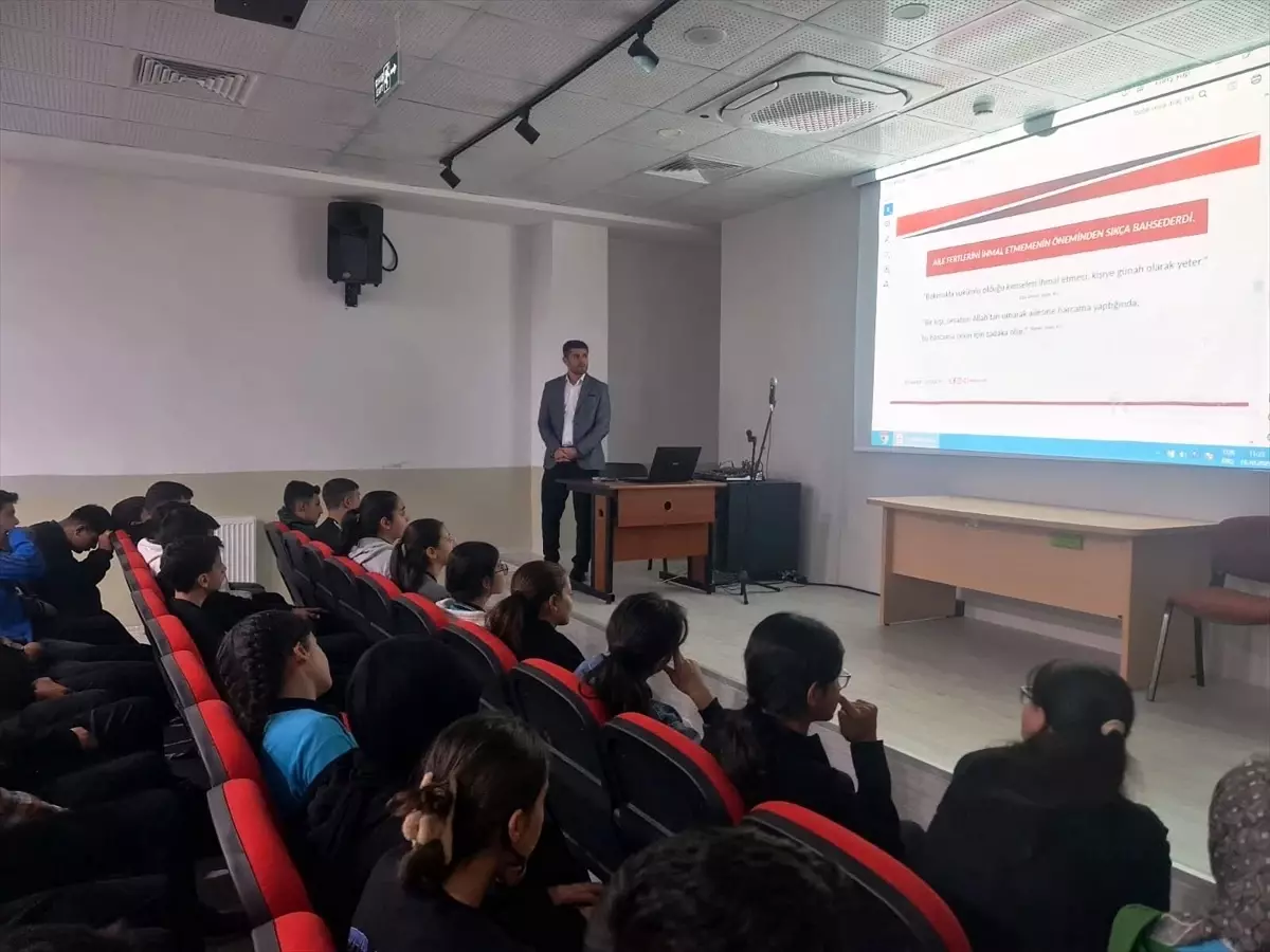 peygamberimiz ve aile ahlaki konferansi ssLIp8yC.jpg