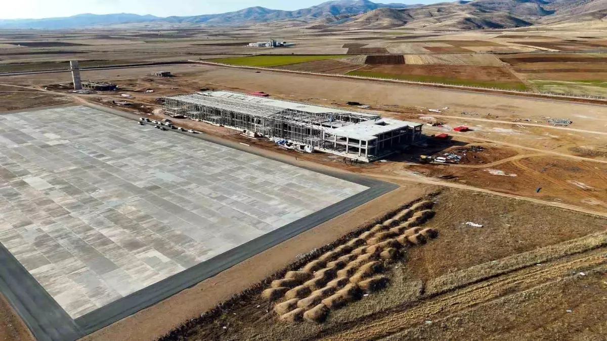 gumushanede yeni havalimani insaati hizla devam ediyor BpDQdrmP.jpg