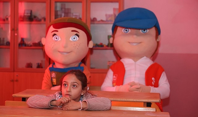 ilgin gokceyurtun tek ilkokul ogrencisi ilaydaya milli tohum bilinci kazandirildi mFrkUlmE.jpg