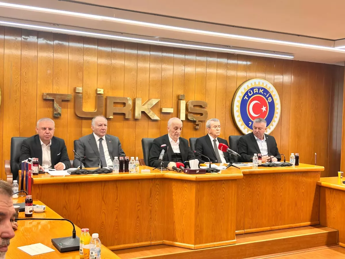 turk isten asgari ucret uyarisi Mp7i18BL.jpg